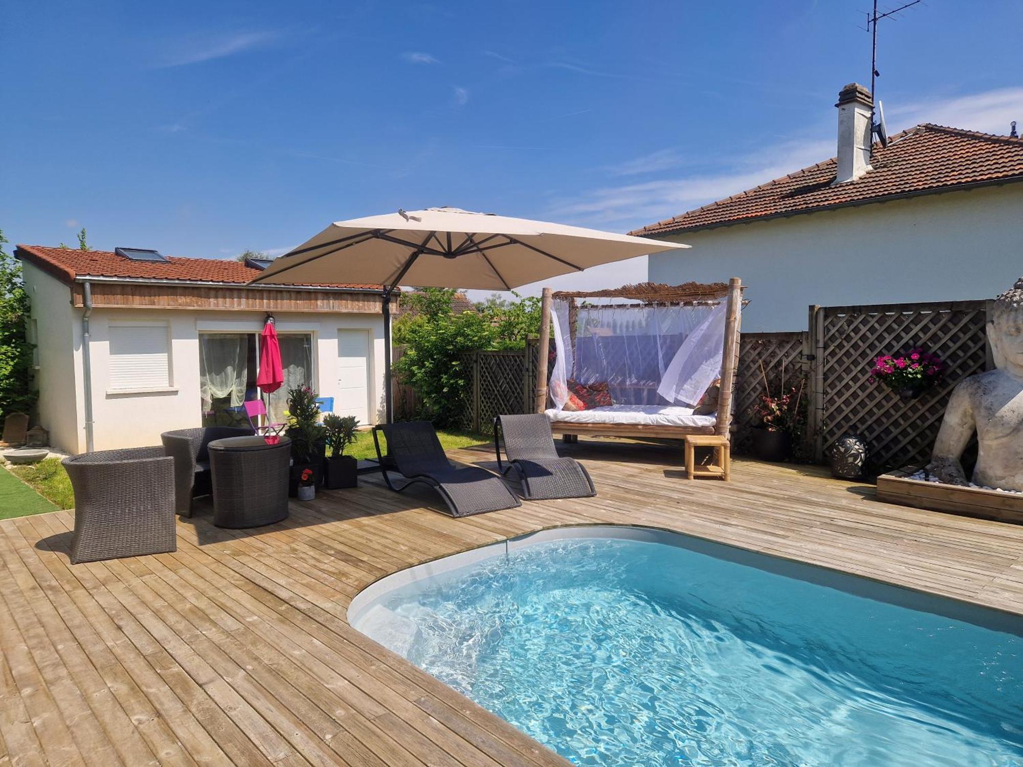 La Serenite Balinaise, Chambre Et Sdb Privee, Jardin , Piscine Et Jacuzzi En Saison, Pres De Chantilly, Parc Asterix Et Cdg Et Paris En 20' Orry-La-Ville Esterno foto