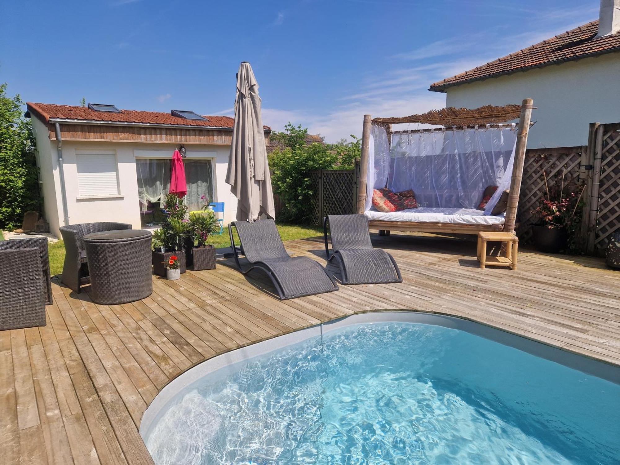La Serenite Balinaise, Chambre Et Sdb Privee, Jardin , Piscine Et Jacuzzi En Saison, Pres De Chantilly, Parc Asterix Et Cdg Et Paris En 20' Orry-La-Ville Esterno foto